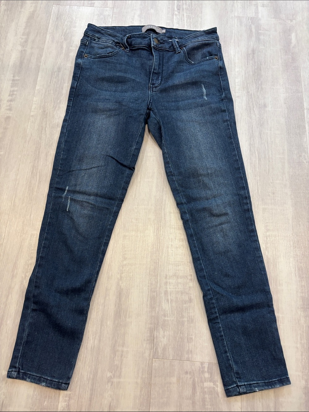 Just USA Women's Skinny Jeans in Dark and Medium Blue (Bundle) - Picture 3 of 14